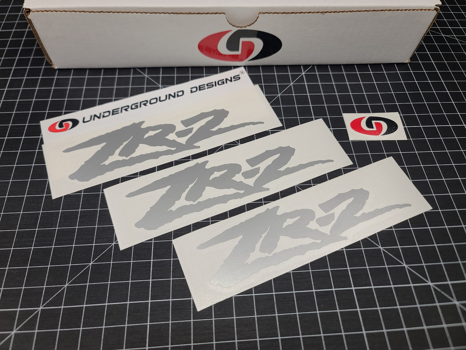 ZR2 Decals (2pk) Truck Bed Fender Stickers For 1994-05 S10 Sonoma Blazer Tracker