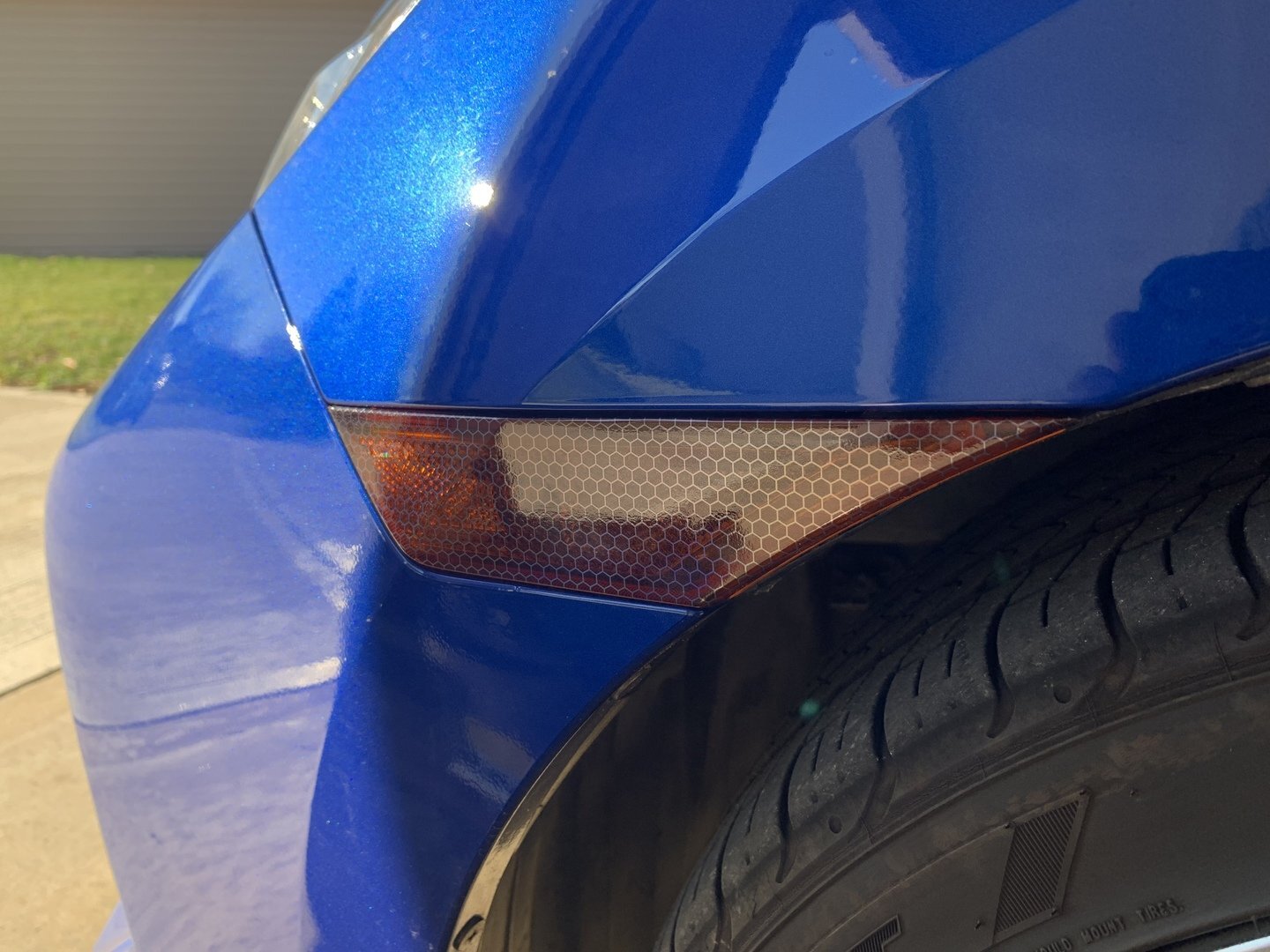 VVivid 2020 BIO HEX+ Micro Smoke Air-Tint Headlight Tint | V325
