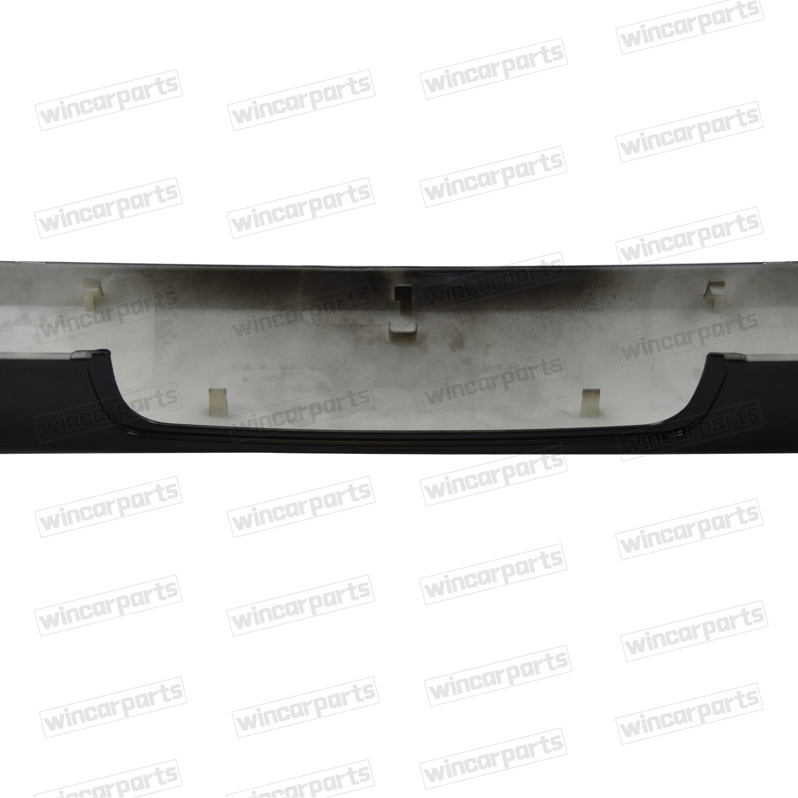 For 2021 2022 2023 2024 GMC Yukon Rear Closure Center Panel Applique Gloss Black