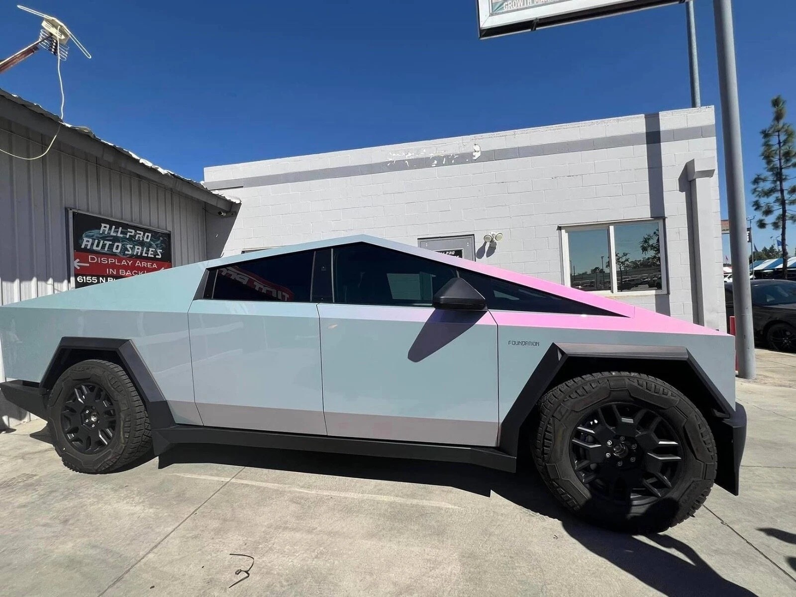 Cybertruck DIY PPF Paint Protection Film Wrap Color Change Glossy Grey Purple