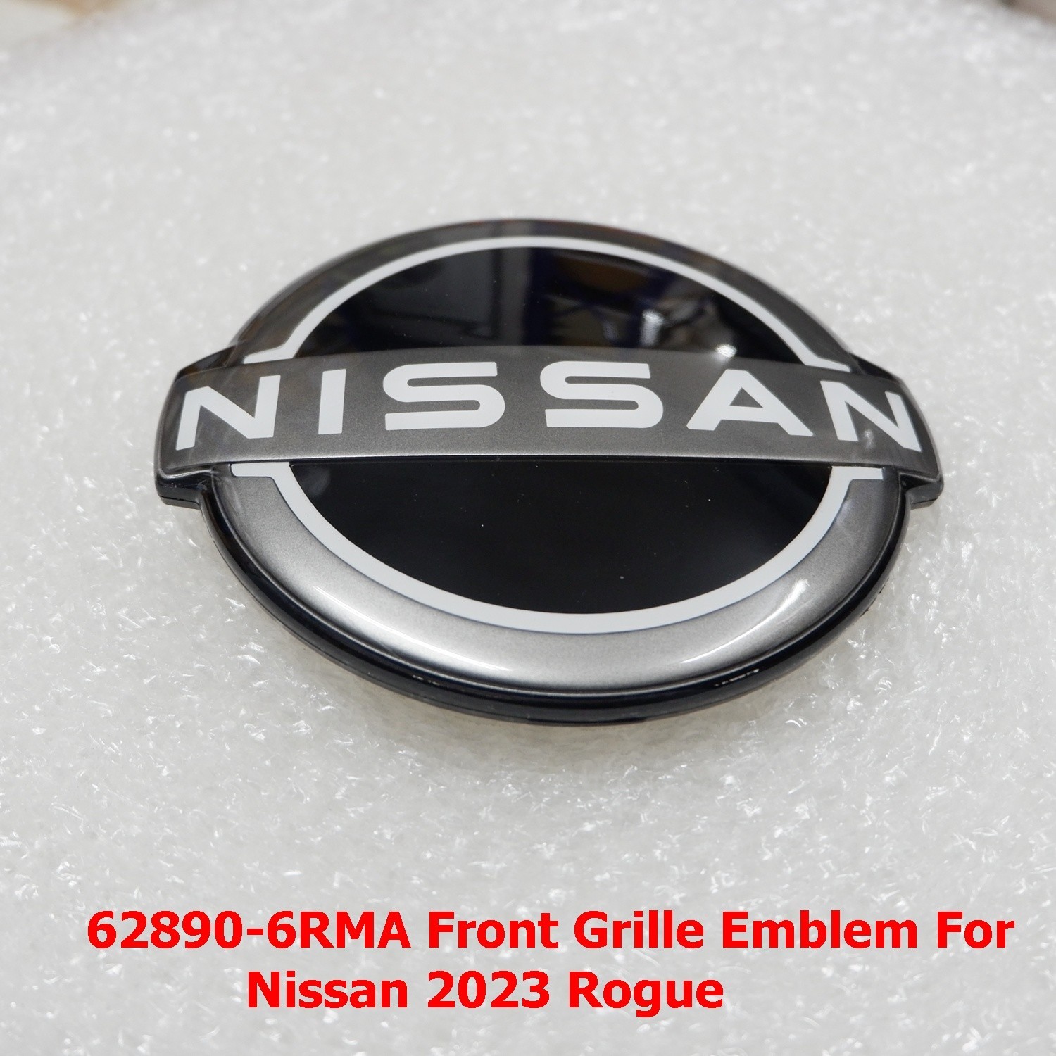62890 6RM0A FRONT GRILLE EMBLEM FOR ROGUE 2021-24 SIZE 16.5X14.5CM