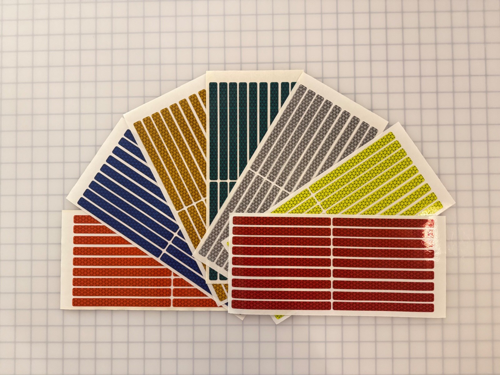 18 Reflective 0.5″ x 6″ Prismatic Strips Oralite V98 (750+ Candelas) Stickers