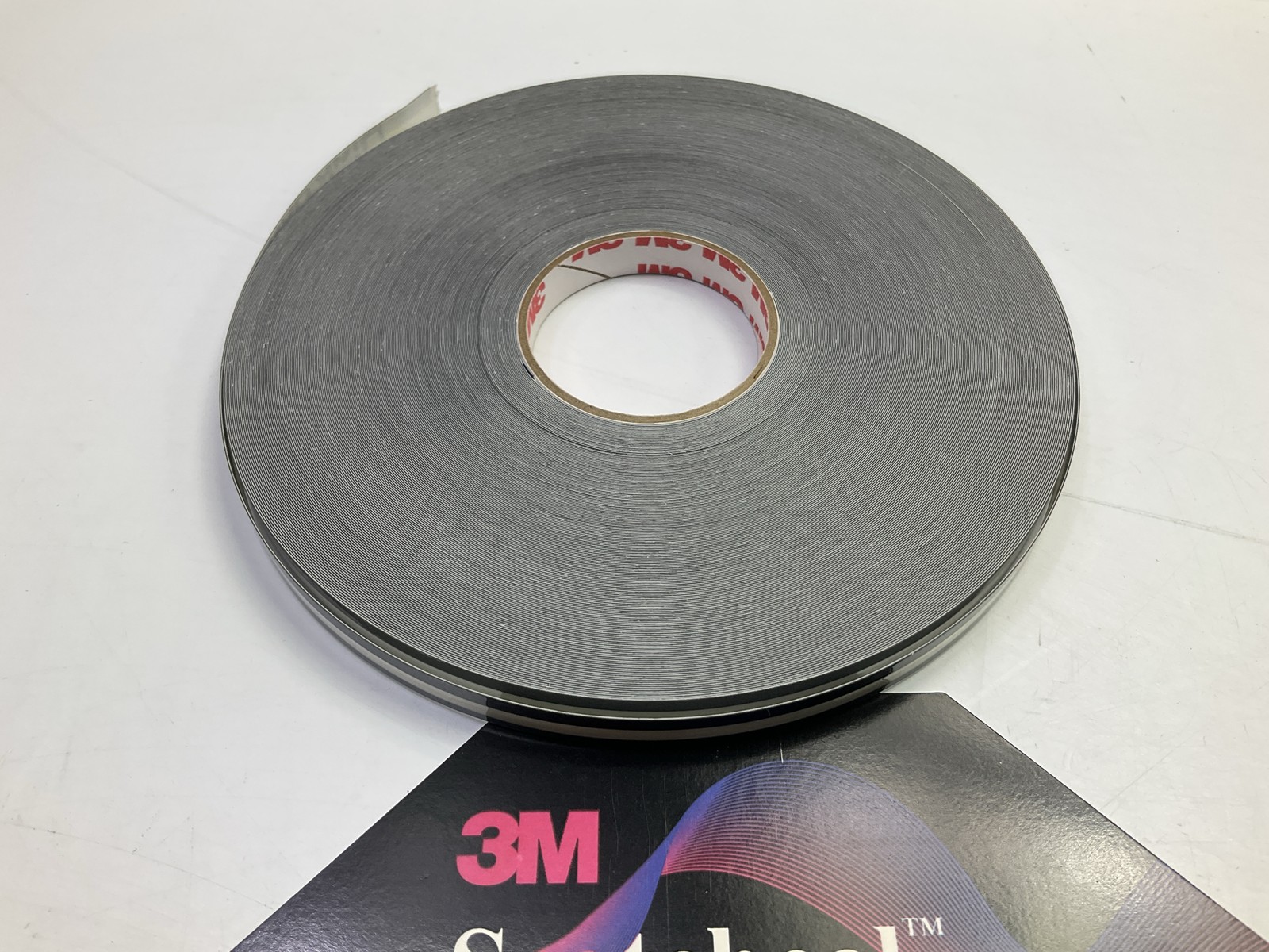 3M 72383 Scotchcal Striping Stripe Tape Medium Silver Metallic 5/16″ X 150 Feet