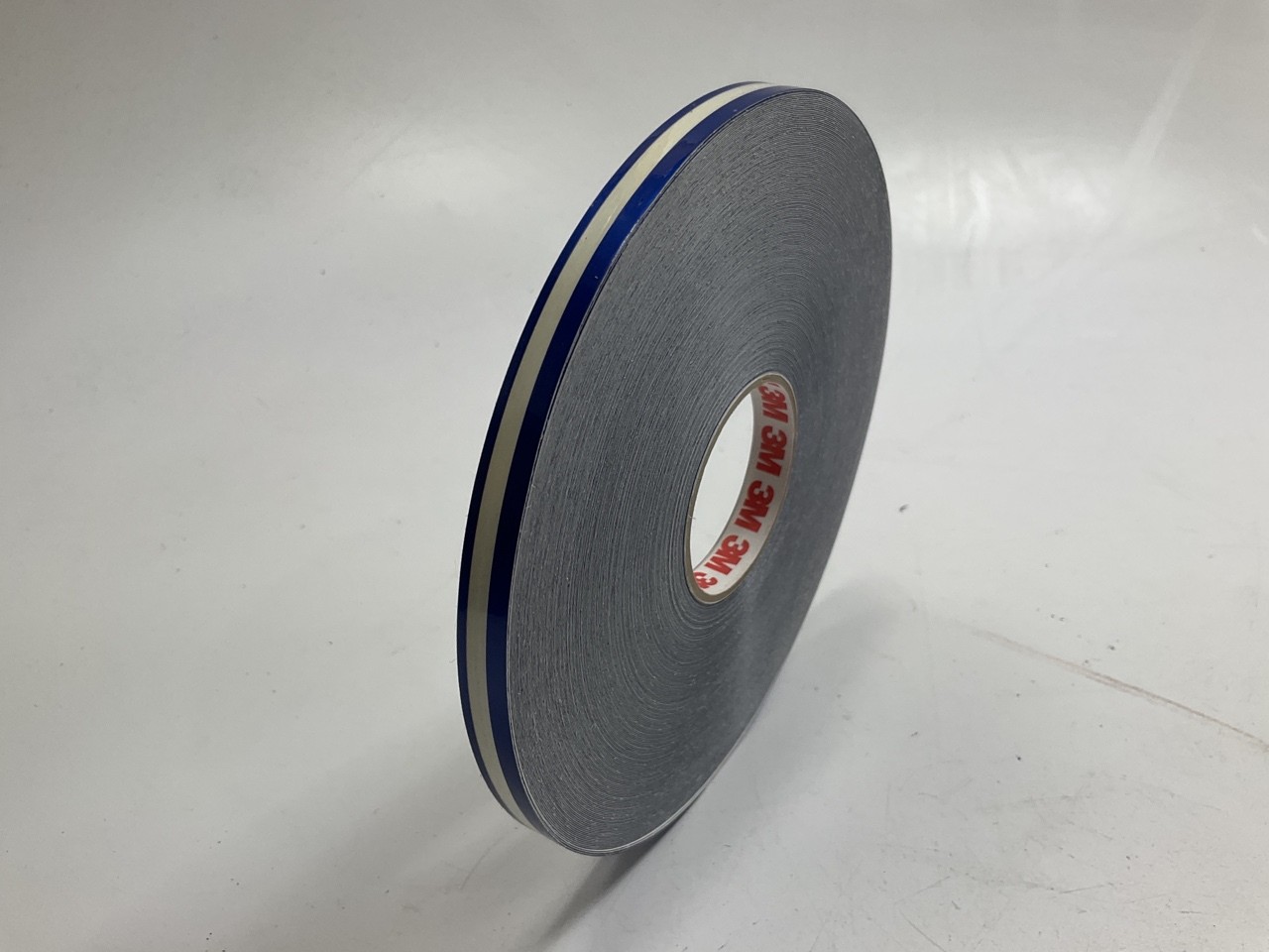 3M 72331 Double Stripe Pinstripe Striping Tape – Royal Blue 5/16 In X 150 Feet