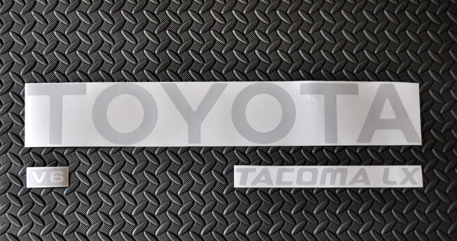 REFLECTIVE TOYOTA TACOMA WHITE TRUCK TAILGATE LOGOS DECAL 95-99 V6 pickup