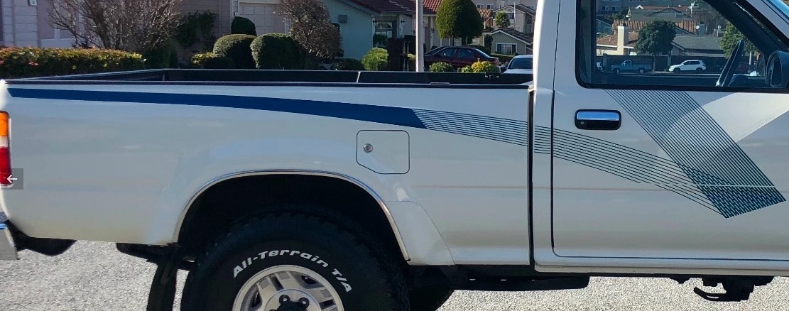 VINTAGE STYLE VINYL DECALS, GRAPHICS ,STICKERS FIT 89 TOYOTA PICKUP 4X4 MODELS