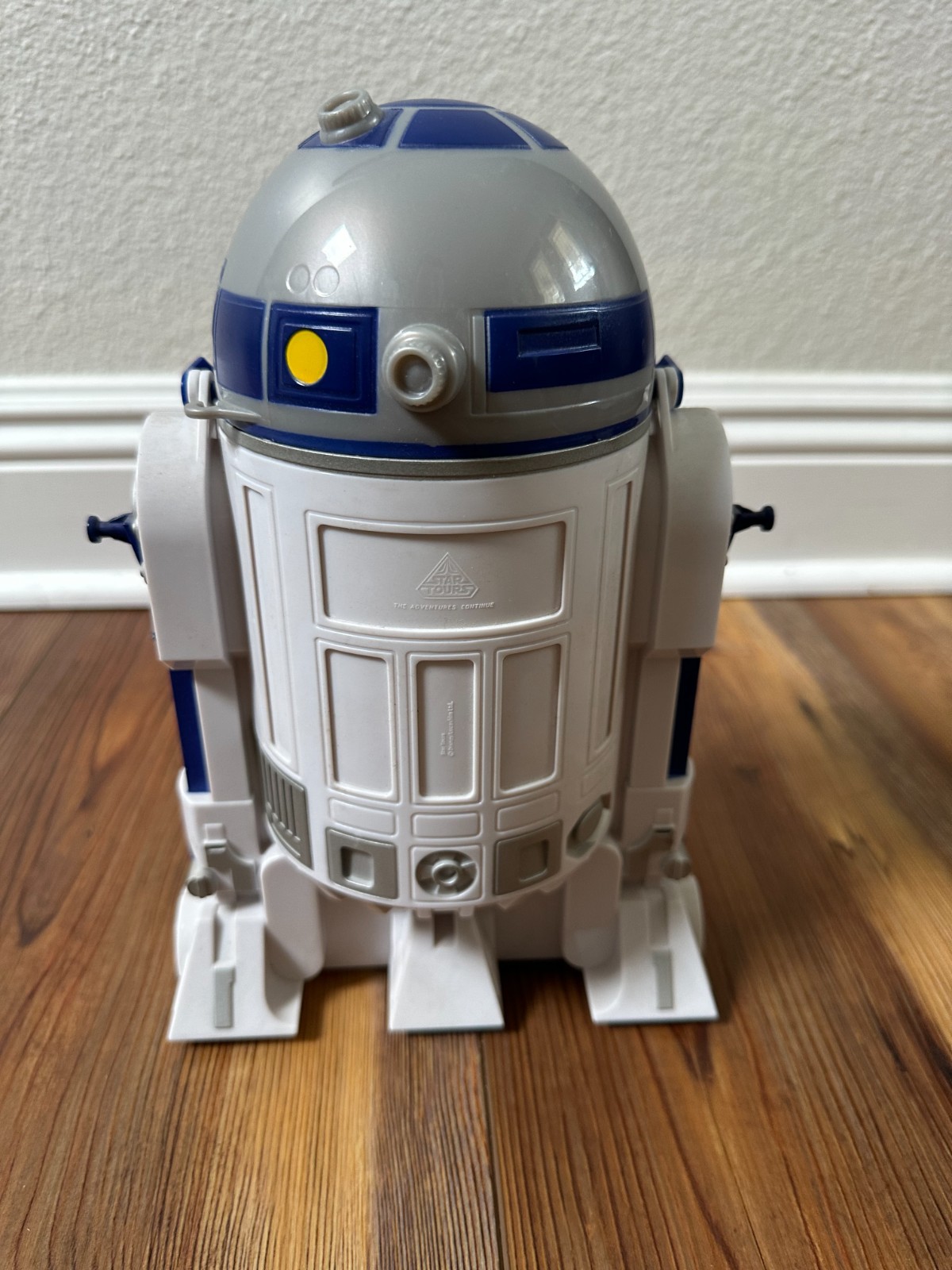Disney Parks Star Wars Stars Tours R2-D2 Limited Edition Popcorn Bucket Souvenir