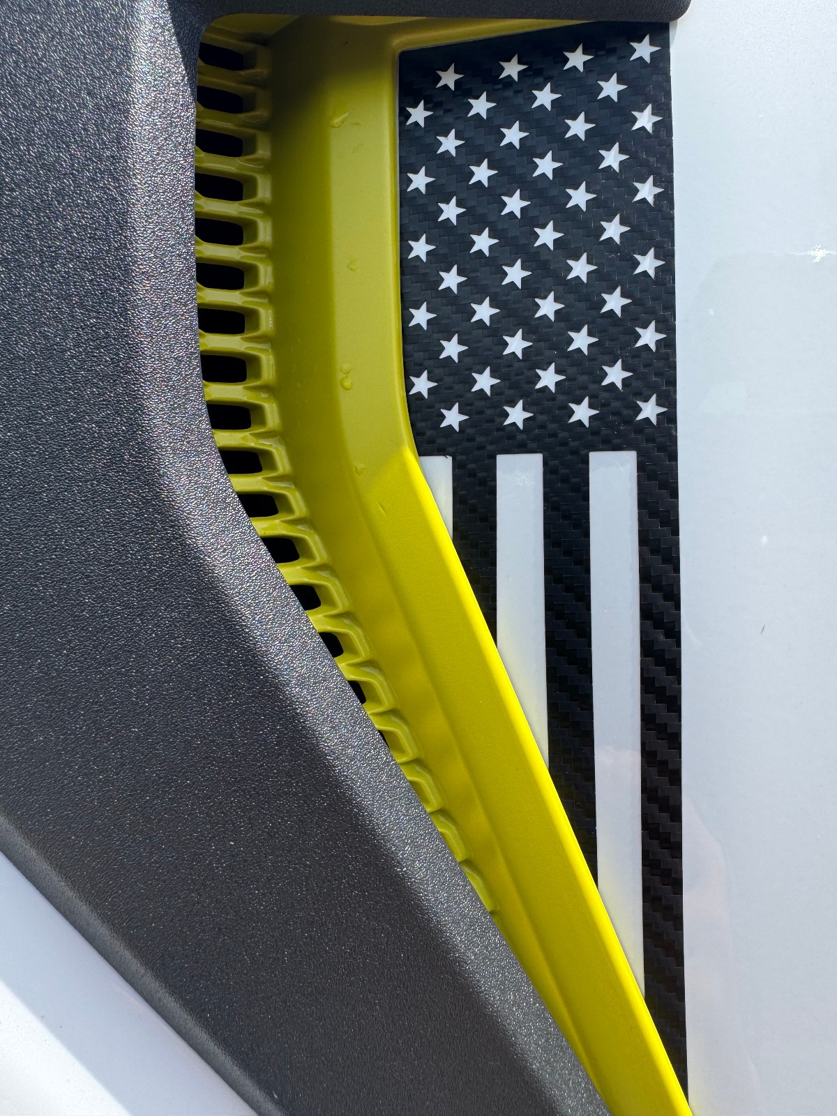 Carbon Fiber Fender Grille US Flag Vinyl Decals for Ford F-150 2021-2025