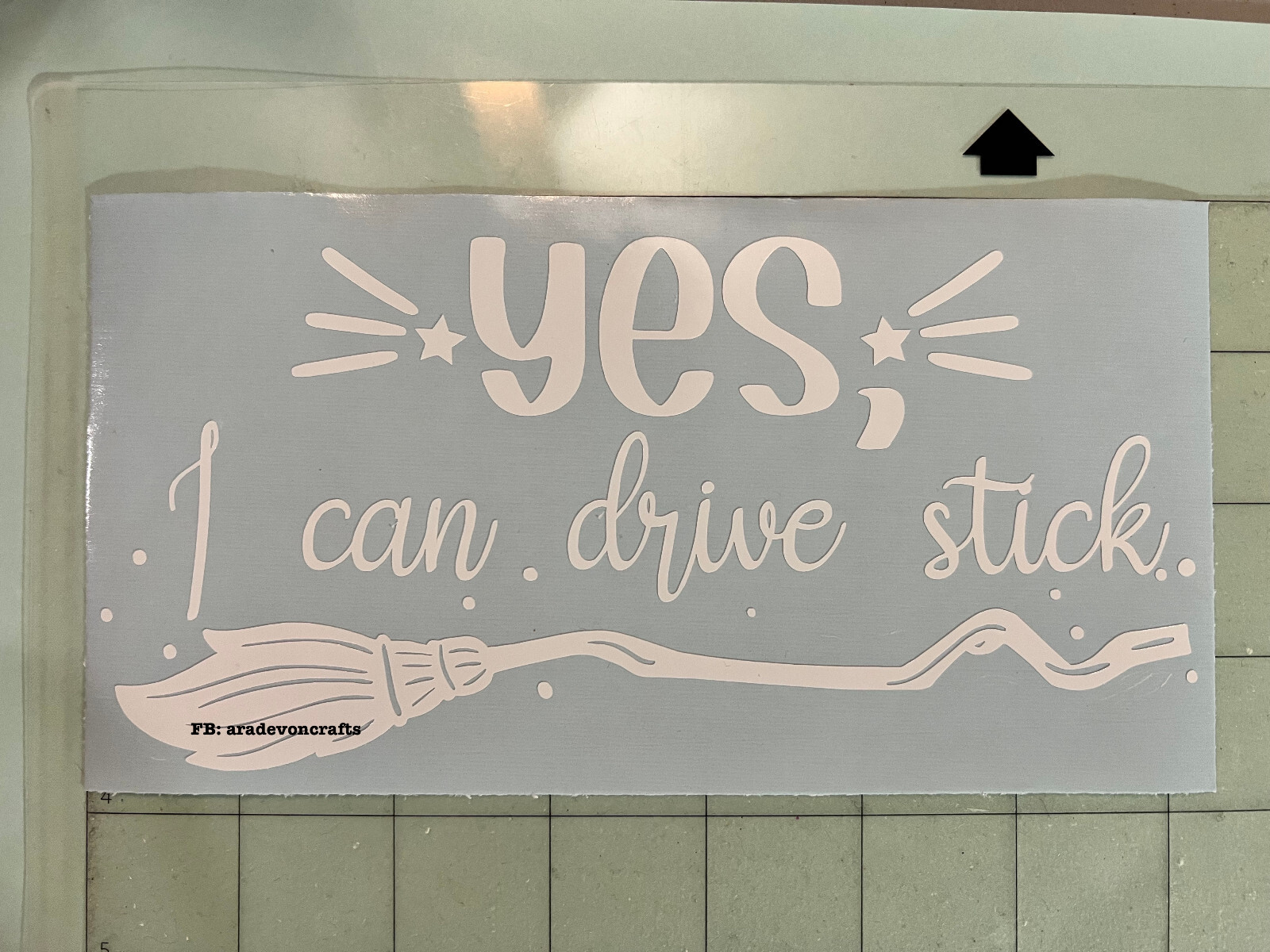 CAR DECAL (WHITE) “Yes, I can drive a stick” 3.5 x 7 inches