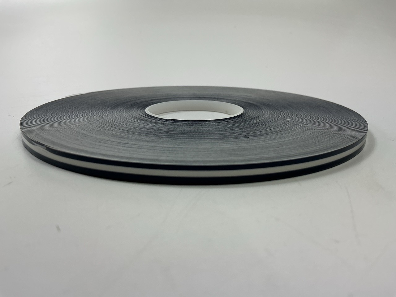 3M 72009 Pinstripe Striping Stripe Tape 3/16″ X150 Feet, Elite Dark Blue