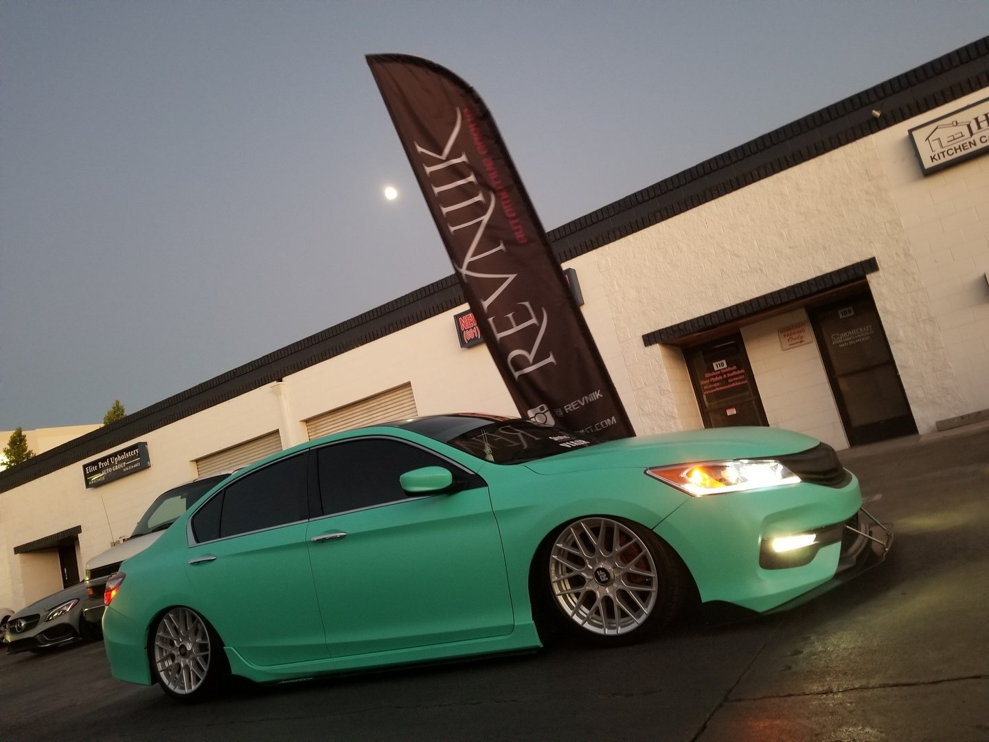 VVivid 2018 VVivid+ Matte Metallic Miami Teal Vinyl Car Wrap Film | V185