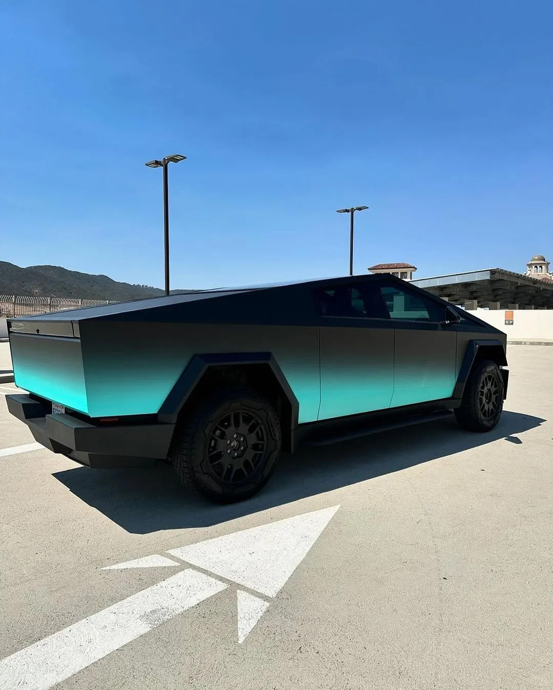 Cybertruck DIY PPF Paint Protection Film Wrap Color Change Blue-Black Gradient
