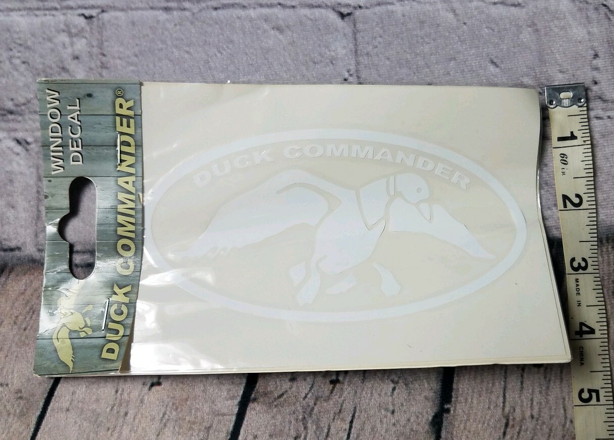 Duck Dynasty Commander White Officially Licensed New Window Decal