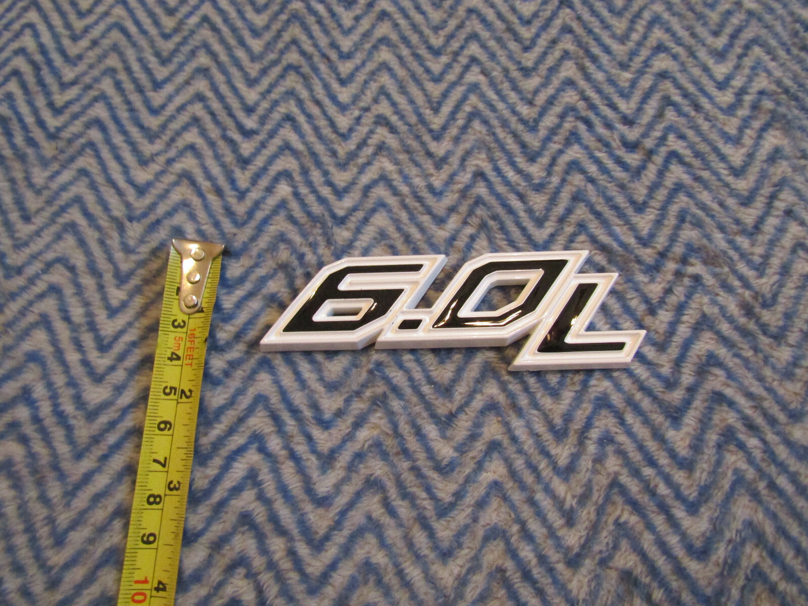 6.0L 6.0 POWER STROKE TURBO DIESEL EMBLEM FITS FORD F250 F350 BLACK ON WHITE 15″
