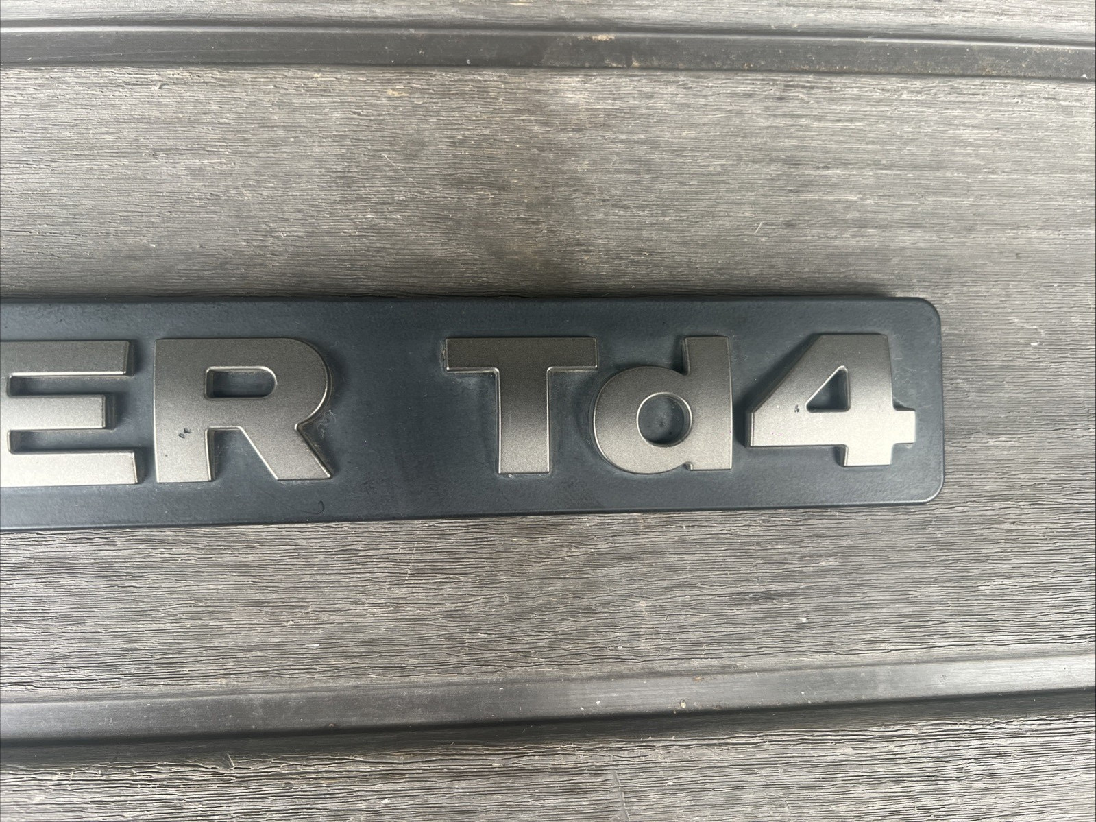 Land Rover Freelander TD4 Rear Tailgate Badge 480x42mm 24134