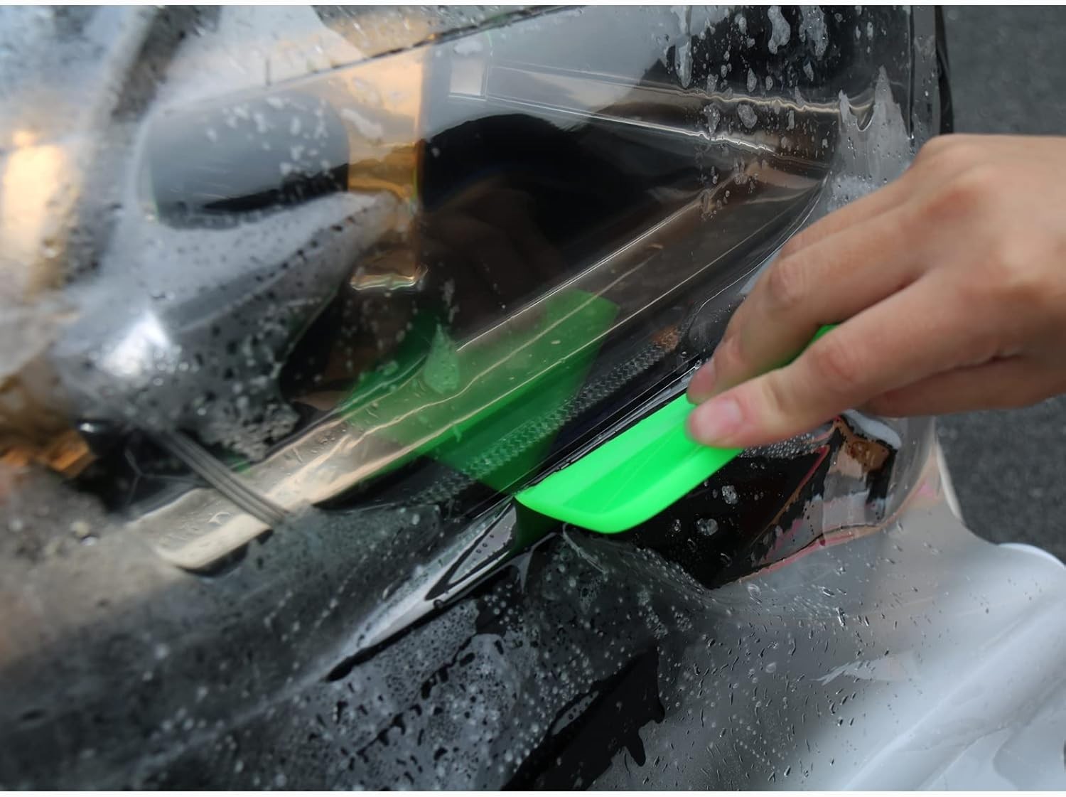Versatile Green Squeegee – 5.51″ for Vinyl Film Installation & Cleaning
