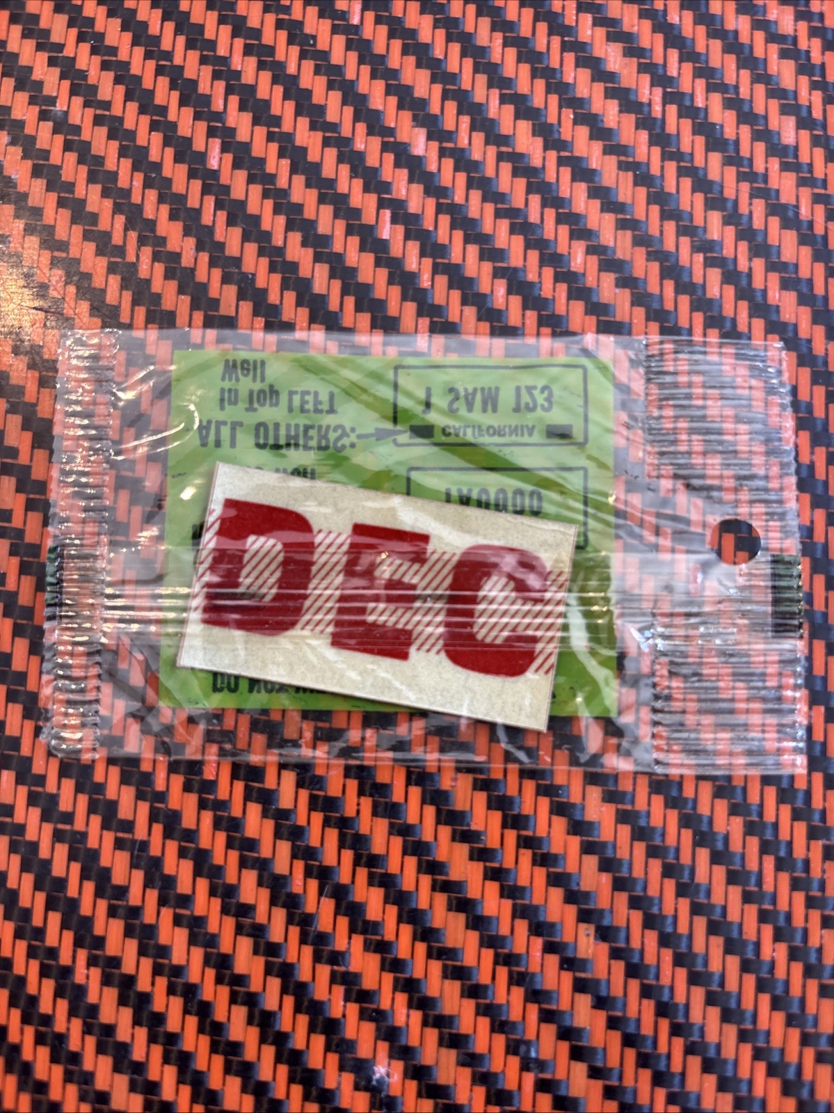 60’s, 70’s RED/WHITE CALIFORNIA PLATE MONTH STICKER. DEC VTG
