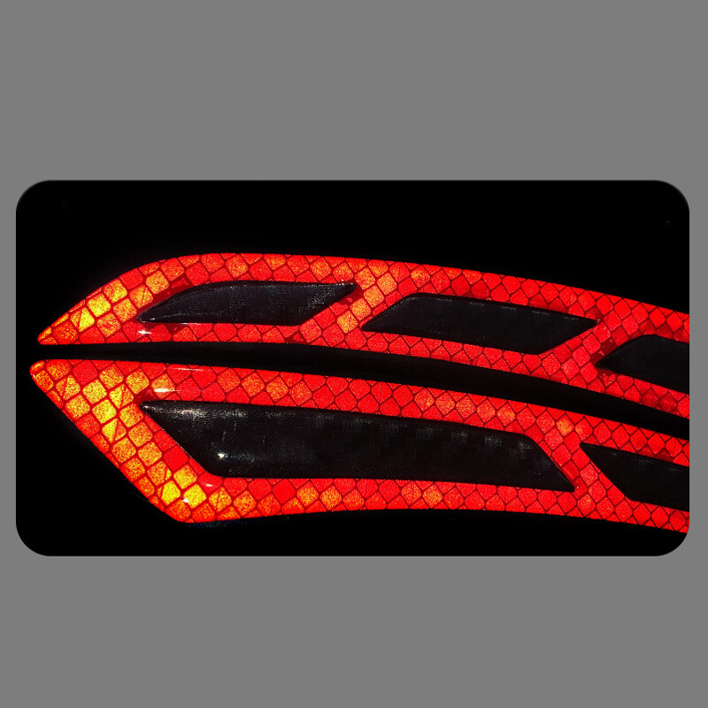 2PCS Reflective Car Wheel Eyebrow Sticker Fender Arch Trim Carbon Fiber Strips