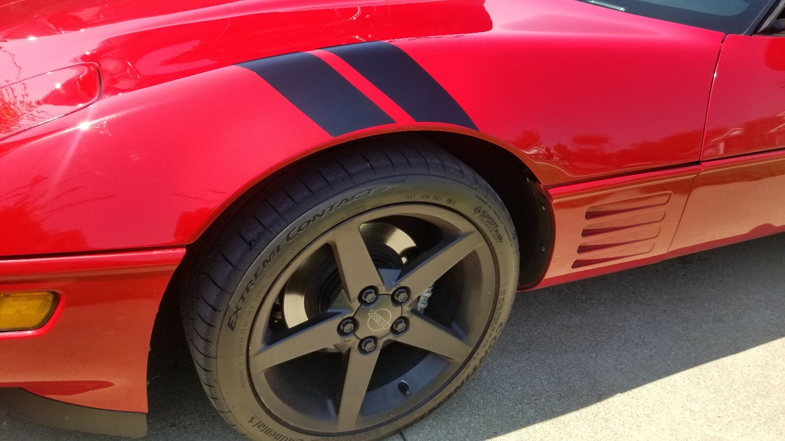 CORVETTE FENDER STRIPES * BLACK* 84-96 C4 (left and right side) Gunner Graphics