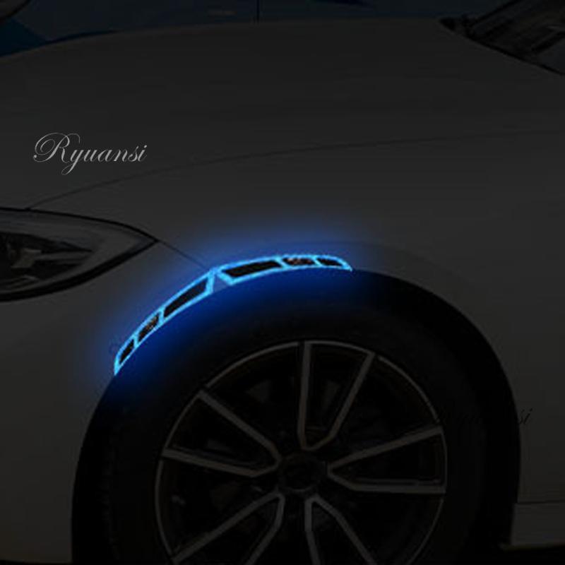 2PCS Reflective Car Wheel Eyebrow Sticker Fender Arch Trim Carbon Fiber Strips