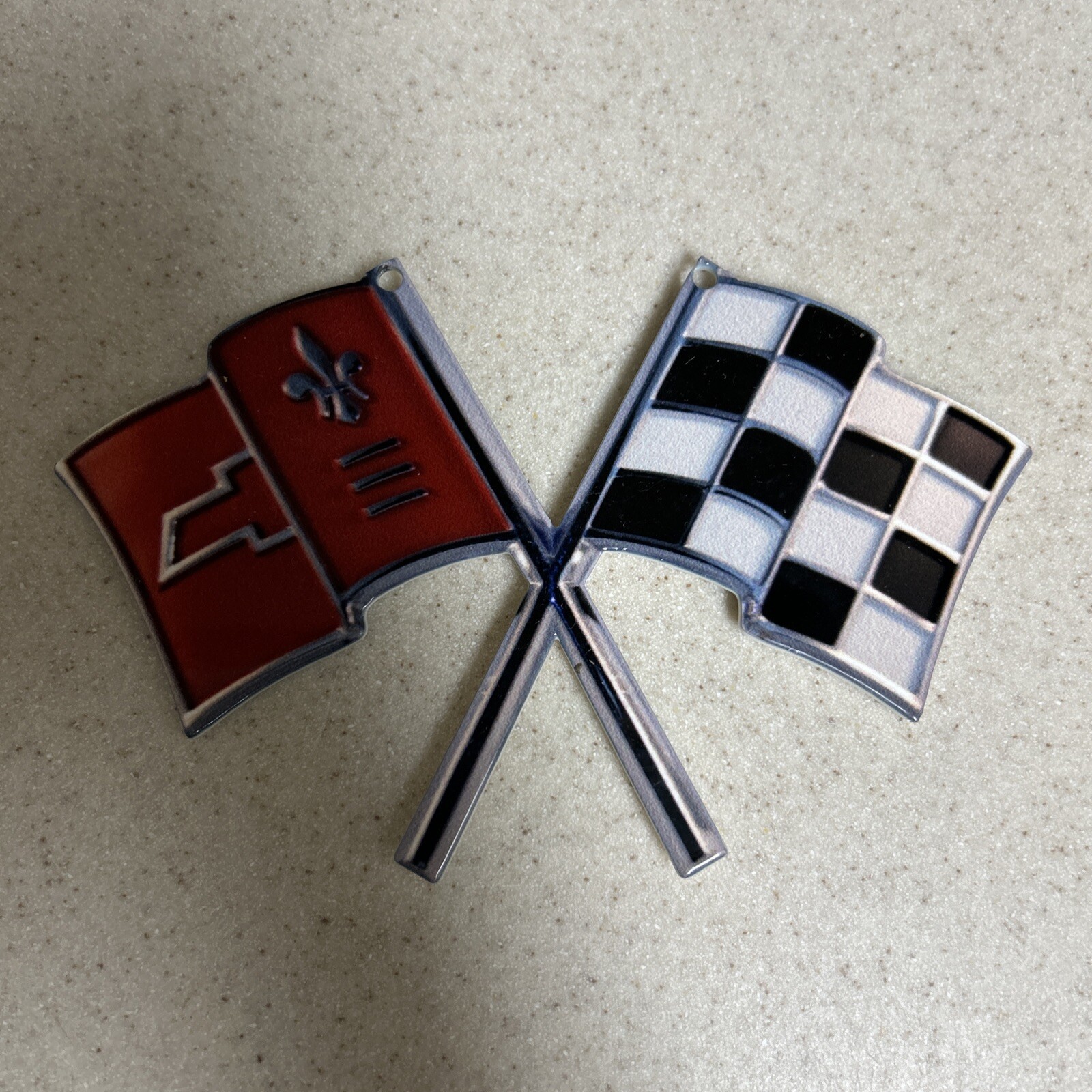 C2 Corvette Nose Crossed Flag Metal Magnet Emblem Art Size: 6″ x 4″ Tool Box
