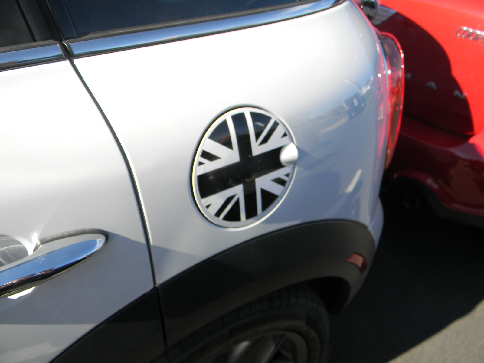 FITS MINI COOPER BLACK AND WHITE BRITISH FLAG FUEL TANK DOOR COVER GRAPHIC DECAL