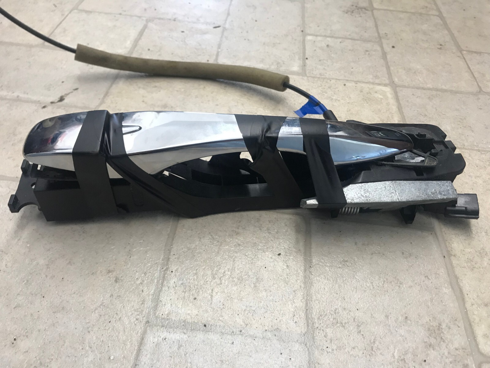 Nissan Altima 2014 Door Handle Front Right / Passenger Door (for 13, 14 & 15)