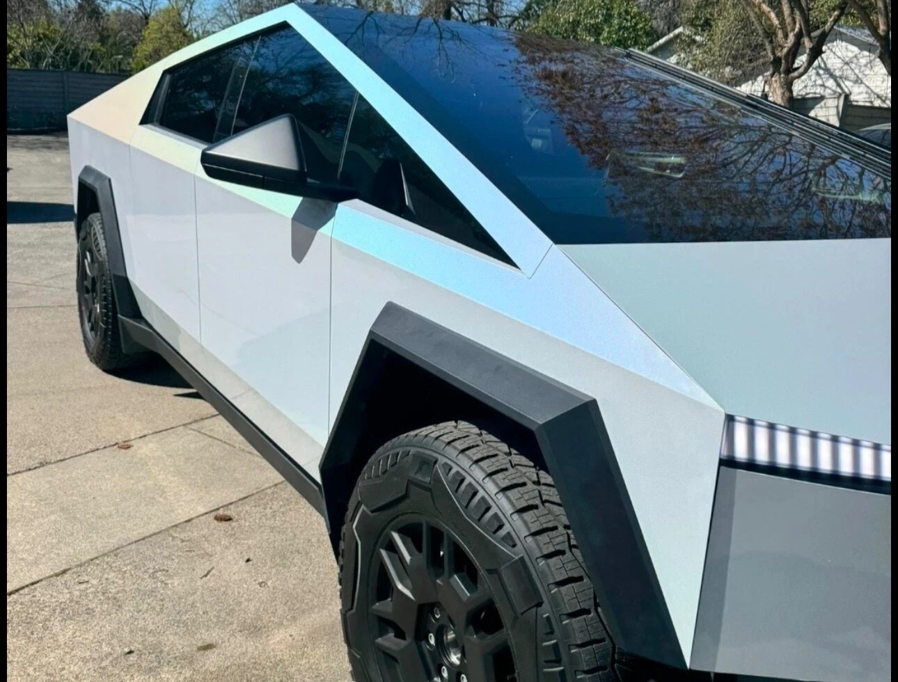 Cybertruck DIY PPF Paint Protection Wrap Color Change Shift Diamond White Blue