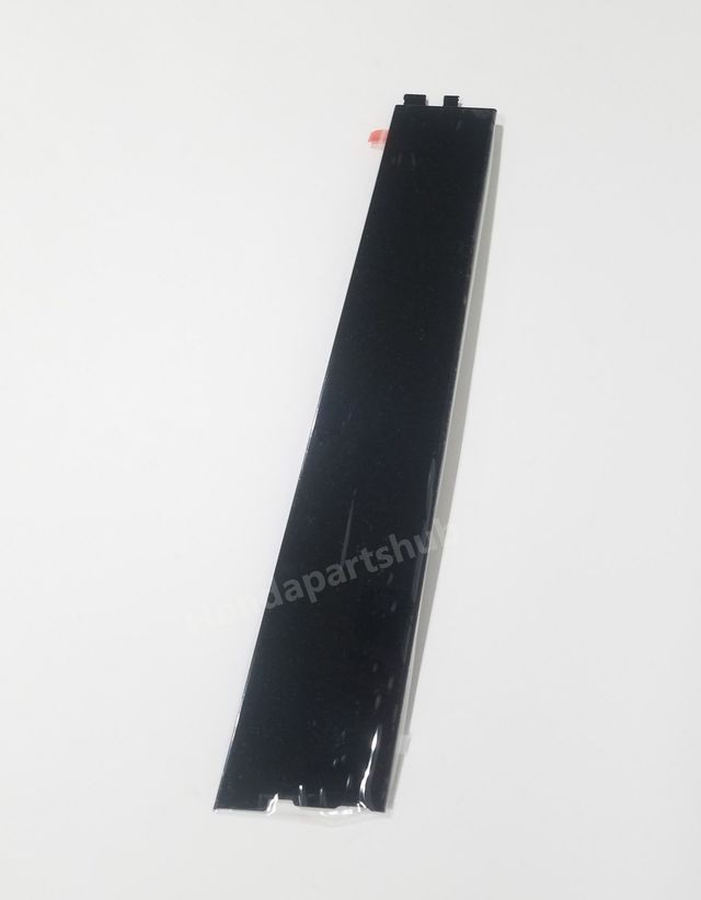 18′-19′ HONDA ACCORD LH Rear Door Center Garnish