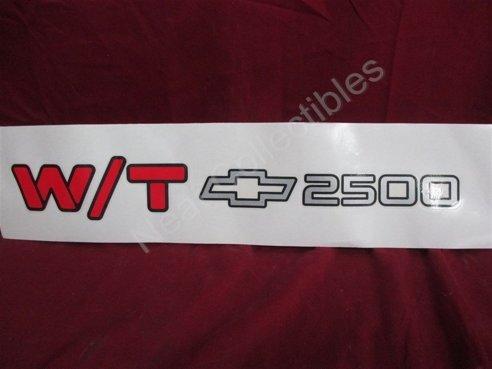 NOS OEM Chevrolet C2500 Tail Gate Logo 1994 – 2000