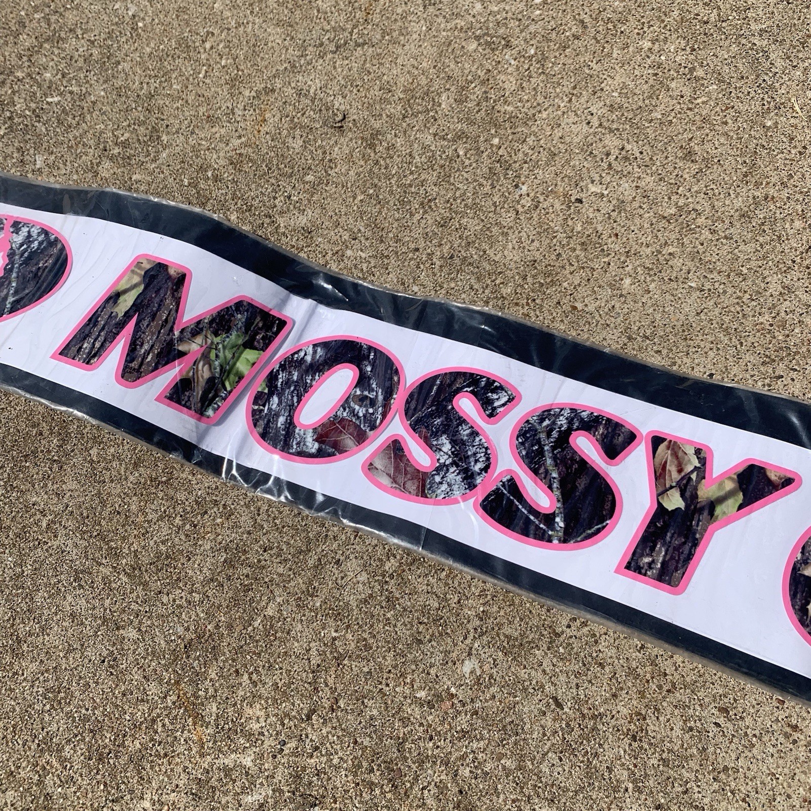 MOSSY OAK PINK & CAMO Truck Car WINDSHIELD Decal STICKER HUNTING CAMOUFLAGE