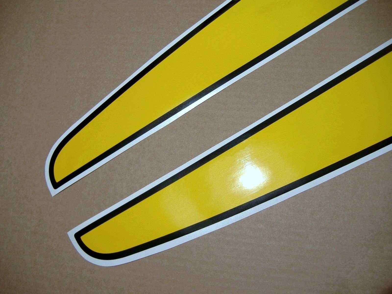 Yellow/black stripes kit for Ferrari 430 Scuderia graphics lines racing f430