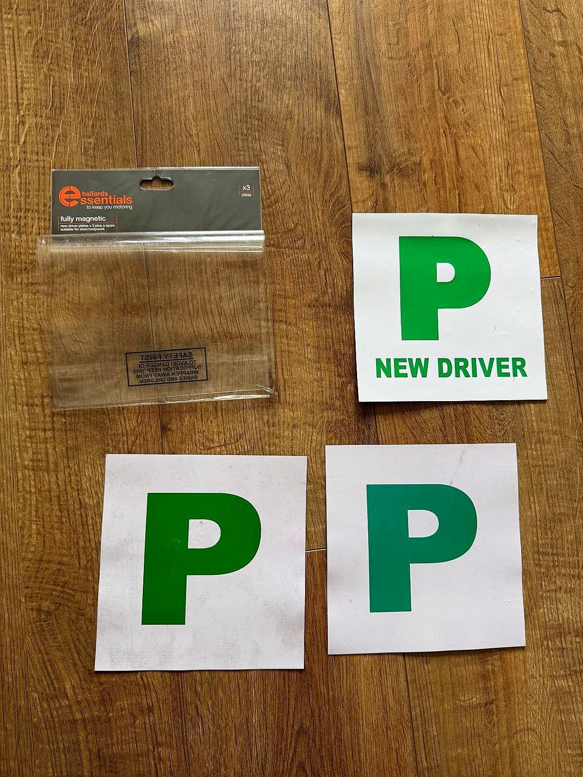 HALFORDS 3 X P Green Fully Magnetic Learner Driver Plates Passed Pass New Driver