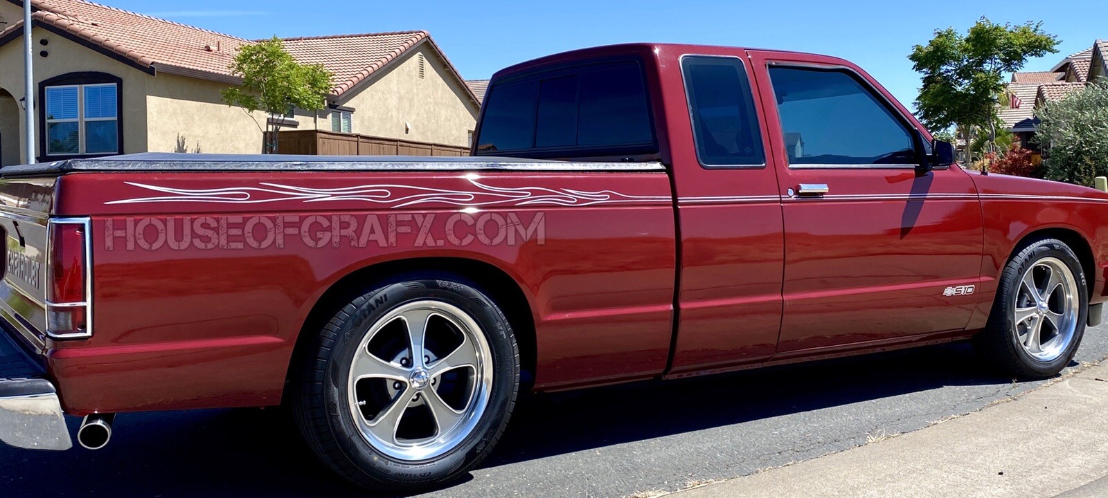 Long Hollow Flame Flames Flaming stripe stripes fit Chevrolet Chevy S-10 S10