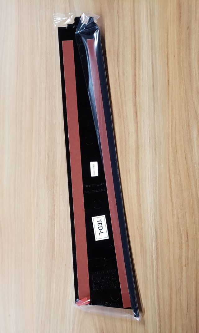 17-21 Honda Civic hatchback Left Rear Door Sash Garnish Assembly