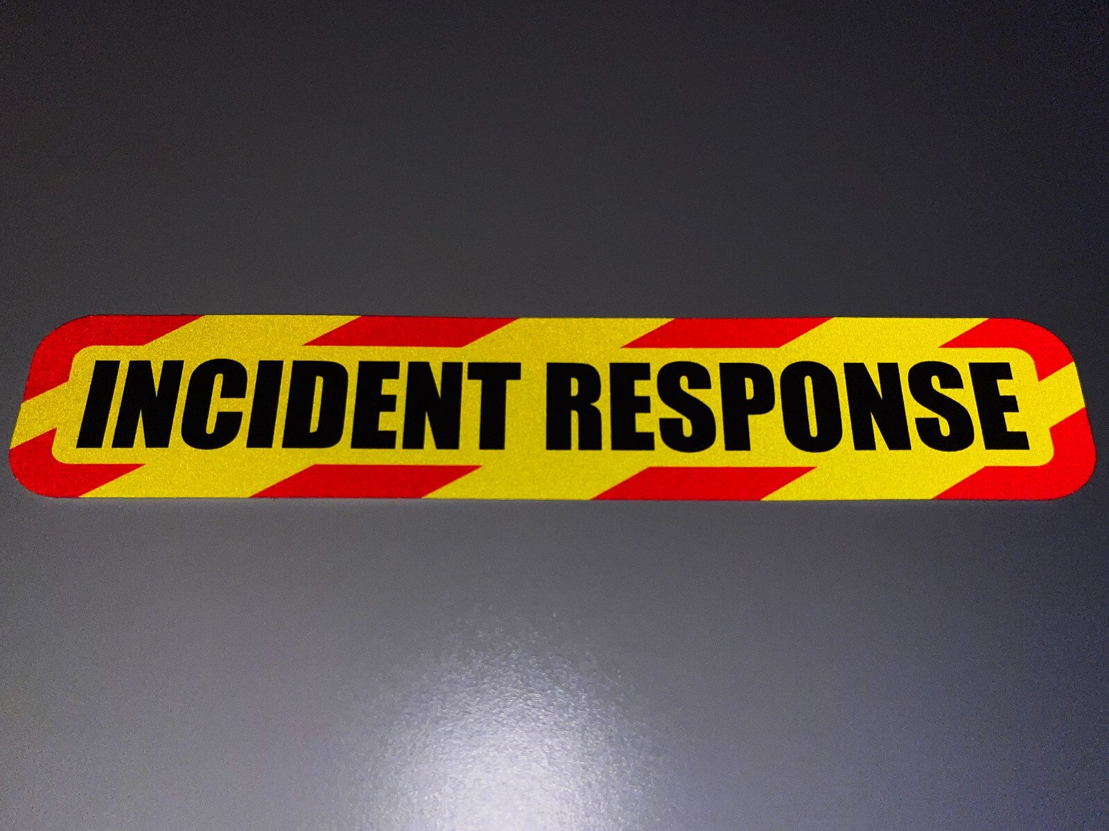 Reflective 30cm INCIDENT RESPONSE CHEVRONS Trailer Car Van Pickup Truck Stickers