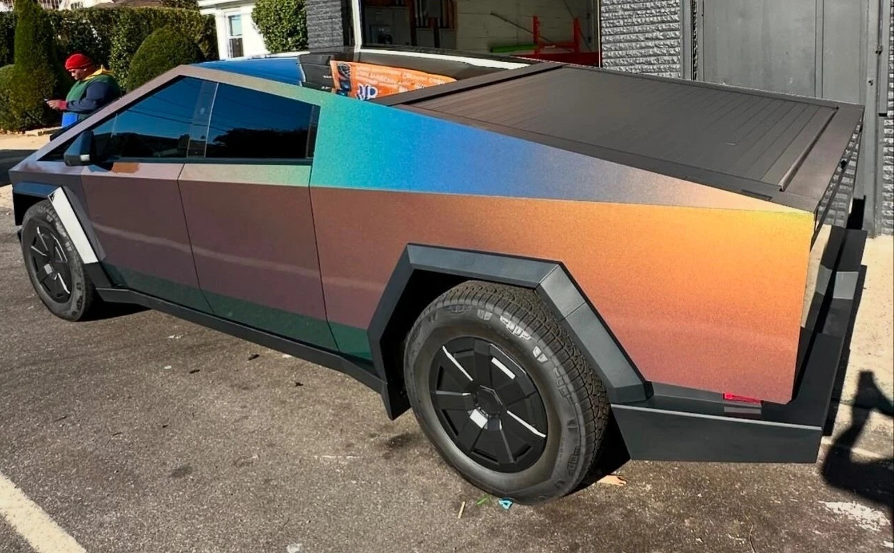 Cybertruck DIY PPF Paint Protection Film Wrap Color Change Gloss Splendid Gray