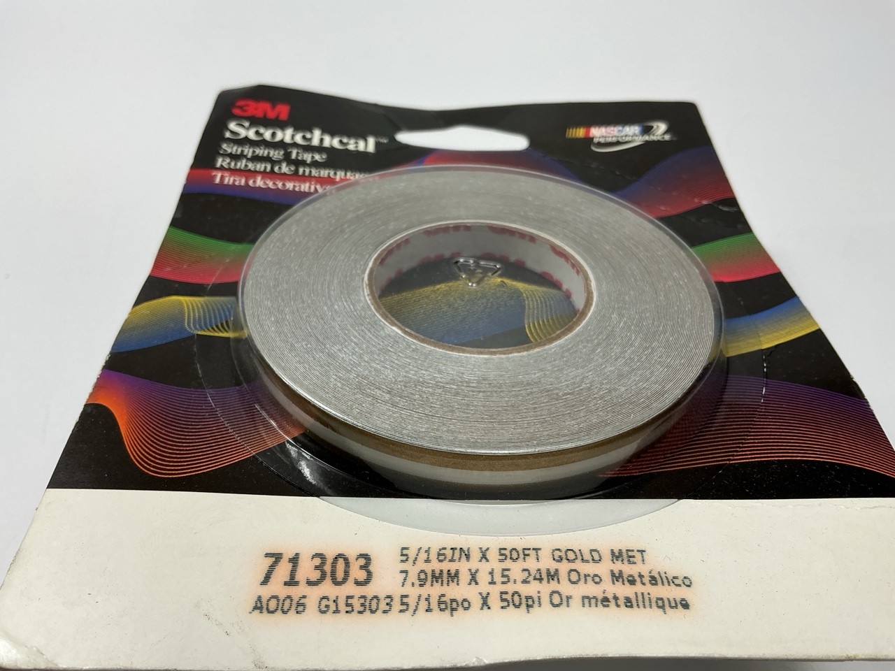 3M 71303 Pinstripe Striping Tape – 5/16″ X 50 FEET Gold Metallic