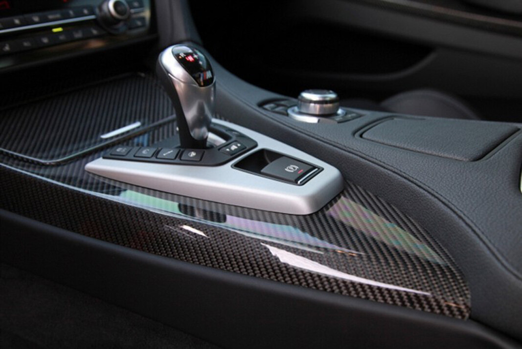 Ultra Gloss 9D PET Liner Black Carbon Fiber Car Vinyl Wrap Air Release Low Tack