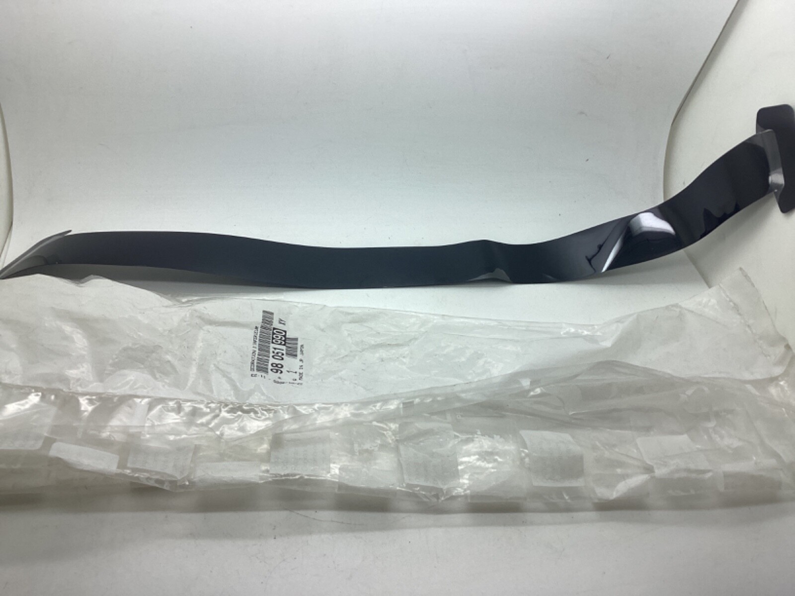 Citroen Cactus C4 14+ Rear Right Wing Lower Pillar Black Tape 98051990XY Genuine