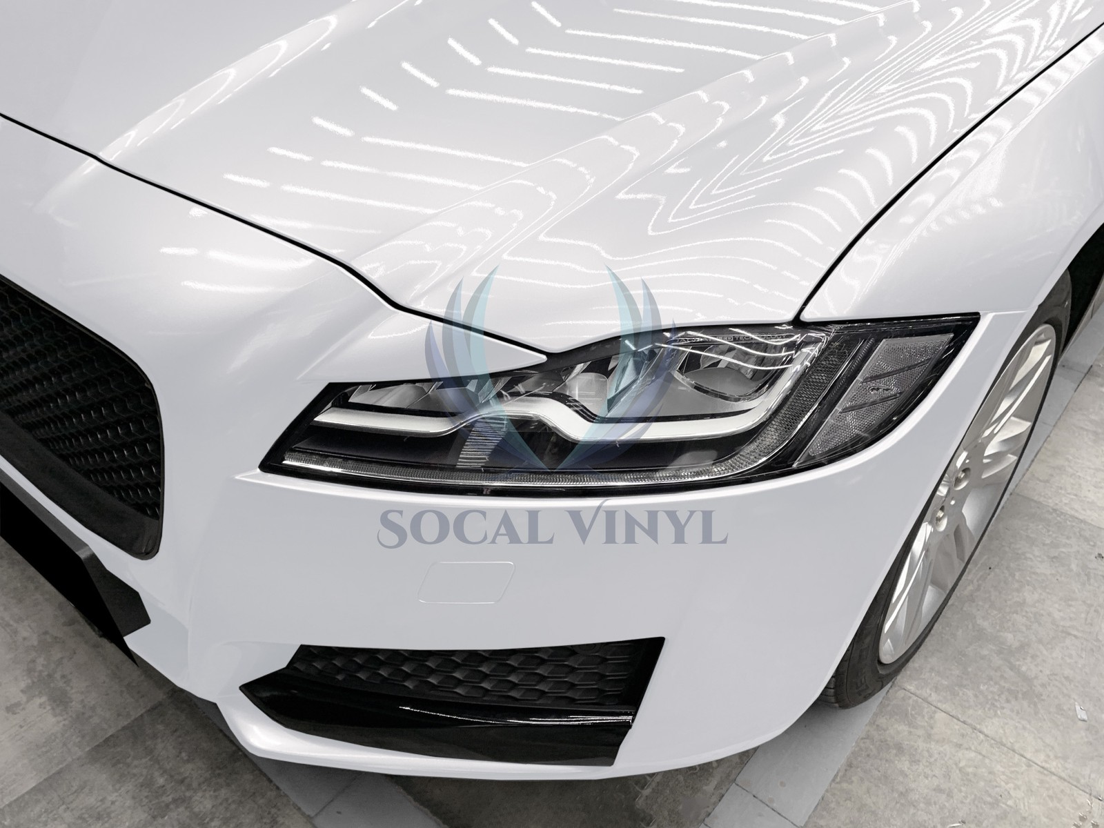 PET Pearl White Gloss White Vehicle Vinyl Wrap Decal Sheet Film Like Paint