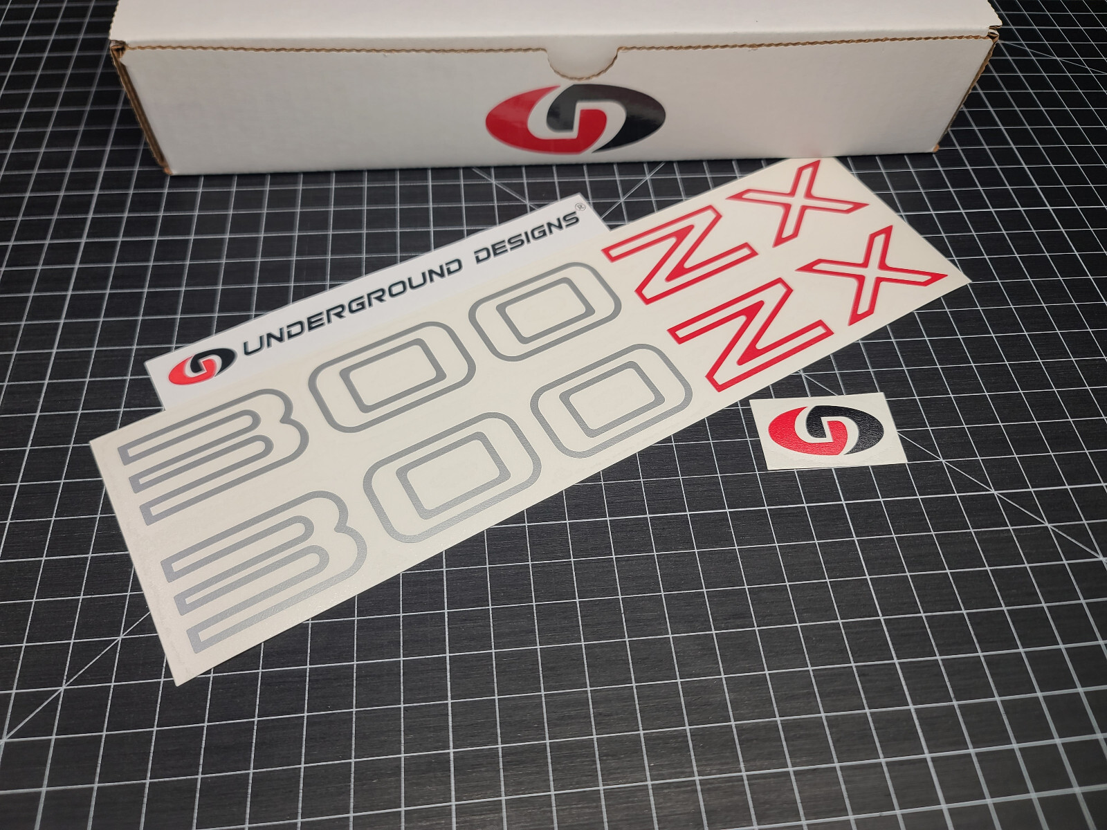 300ZX Decals (2pk) Outlined Racing Stance Door Stickers For Nissan 300ZX Z31 Z32