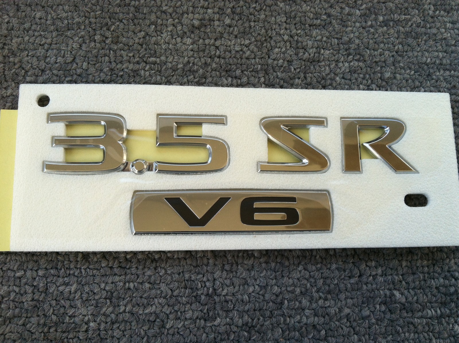 Nissan Altima SR 3.5 V6 decklid trunk chrome nameplates appliques