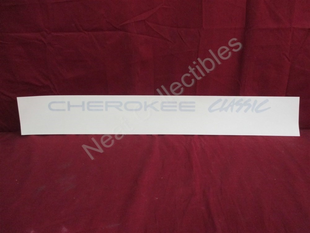 NOS OEM Jeep Cherokee Front Door “Cherokee Classic” Decal 1998 SILVER