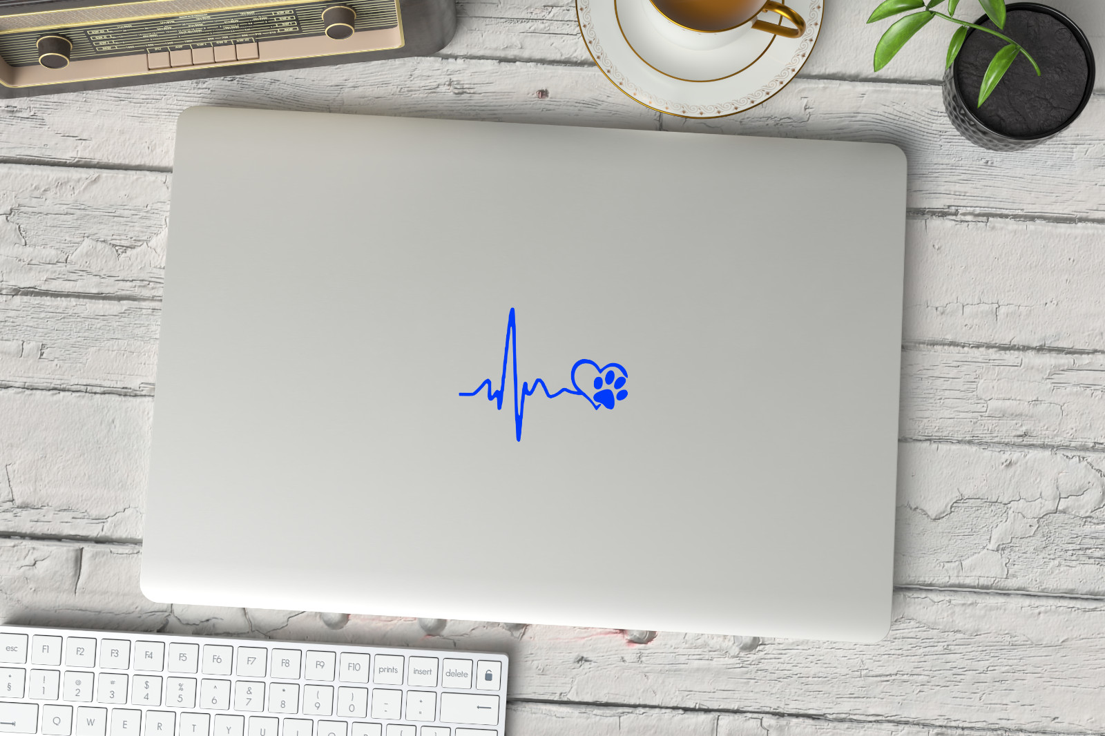 New Heartbeat Paw Print Pet Decal – Dog Cat Lover Vinyl Sticker