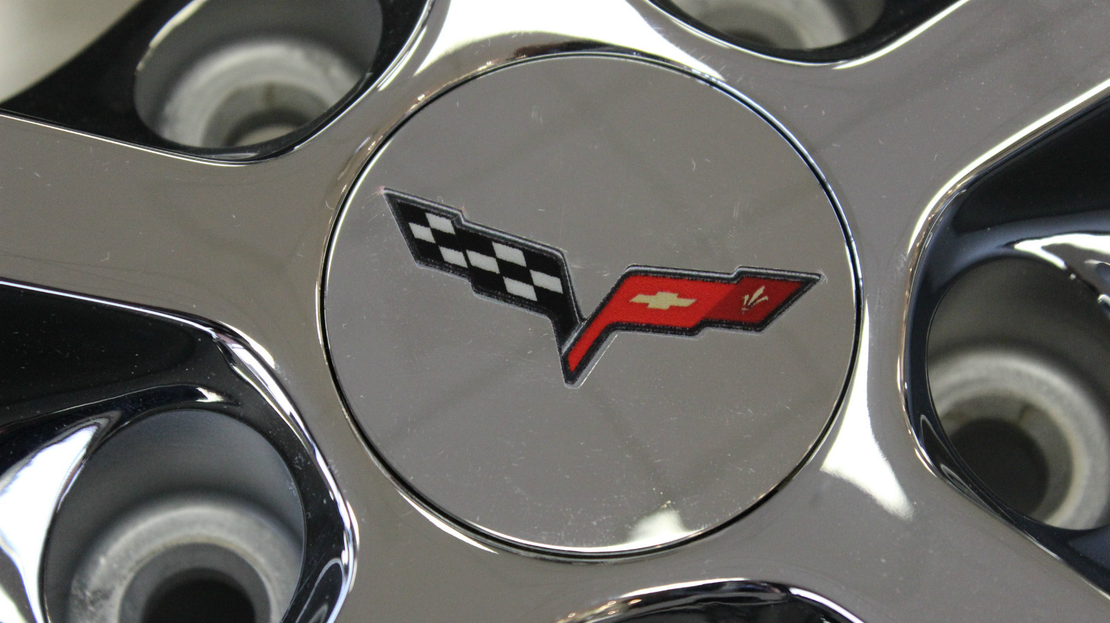 2010 2011 2012 2013 Corvette Flag Logo Sticker Decals Center Cap Centercap
