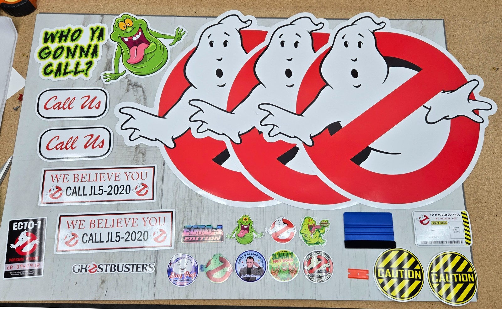 Ghostbusters Deluxe CLING Set! Complete 15-piece package to transform you car!!