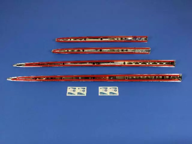 Genuine Mopar Bodyside Decor Kit 82207408