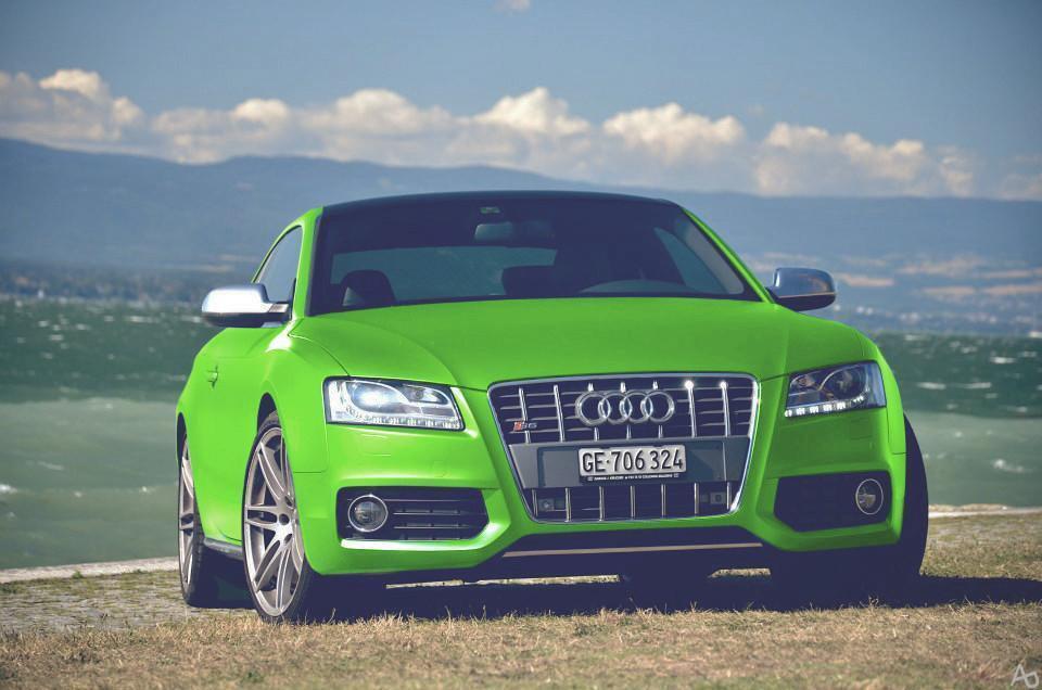 VVivid Xpo Matte Lime Vinyl Car Wrap Film | V155