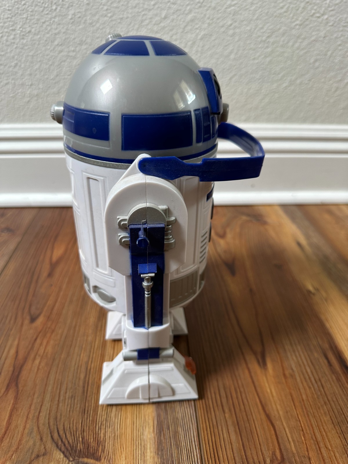 Disney Parks Star Wars Stars Tours R2-D2 Limited Edition Popcorn Bucket Souvenir